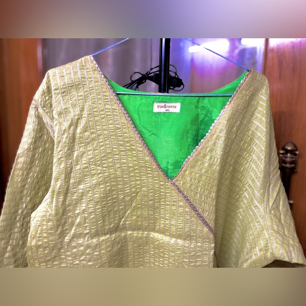 Brand New!TruBrowns Pure Silk English Green Kurta;Beautiful Parrot Green Lining - Picture 4 of 13